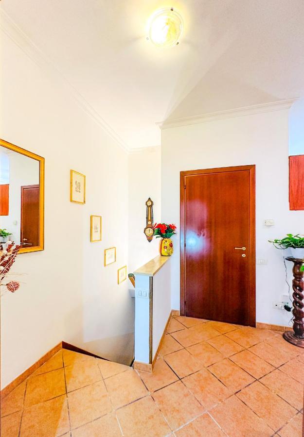 Giardino Degli Aranci Lulus Home Rome Exterior photo